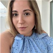 Profesora con amplia experiencia en Primaria imparte clases adaptadas a cada alumno, con juegos, motivación y resultados reales